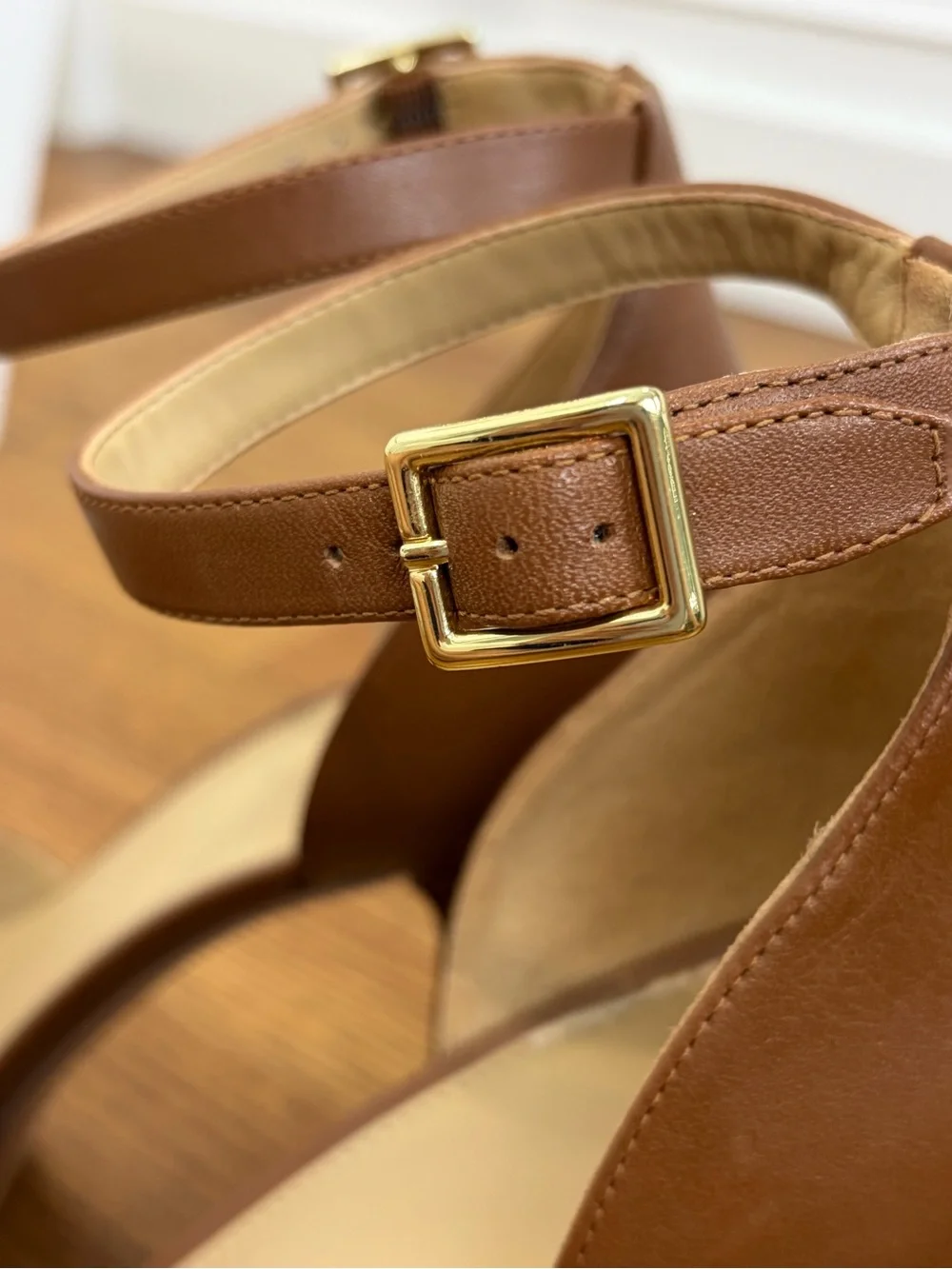 MK Flora Appliqué Tan Leather Platform Sandal (10)
